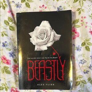 Beastly by Alex Flinn - Black Cover with White Rose